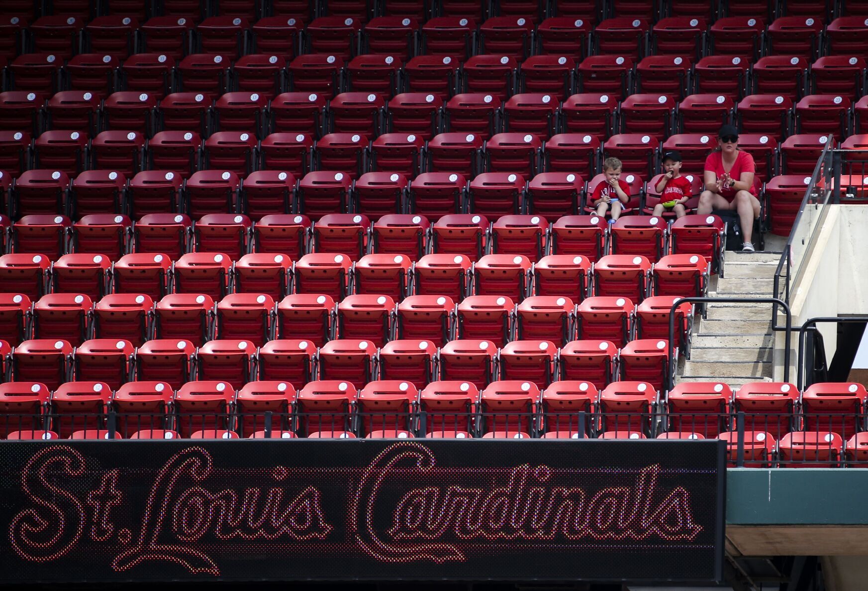 Cardinals hope for series win over Orioles
